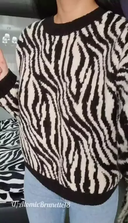 😍 Busty Asian Hides 32D Tits Under Baggy Sweater! 🔥