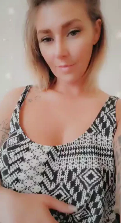 🍈 Titties Tease Tuesday 💦