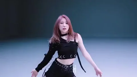 IZ*ONE - Chaeyeon