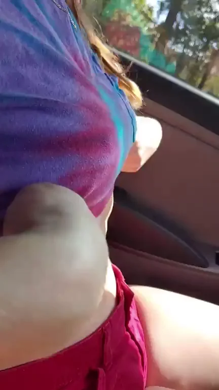 Topless Driving Slut Teases Drivers with Her Juicy Tits 😈🚗💦
