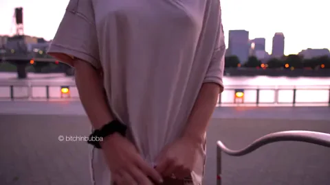 City Views: Sexy Tummy Tease Gone Full Nude 😈🌆