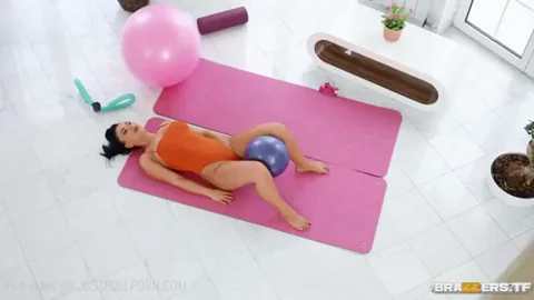 Honey's Horny Home Workout Honey Demon