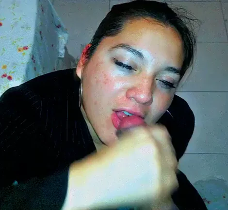 🔥 Amateur Office Slut Sucks Cock for That Fat Raise 💦
