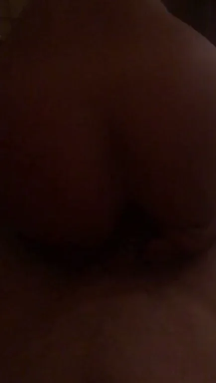 [MF] That's not her husband's cock she's cumming on... (Amsterdam hotwife) - sound on ?