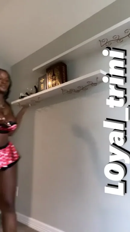 Sis Spillin' Tea on Her Juicy Specials 🍑💦