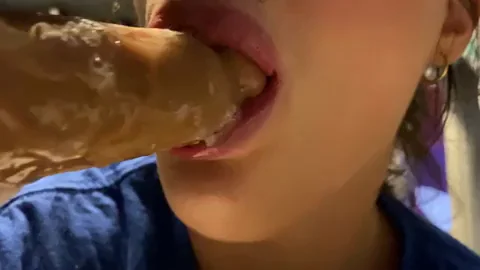 Who wants a bubbly blow job? [F][OC]