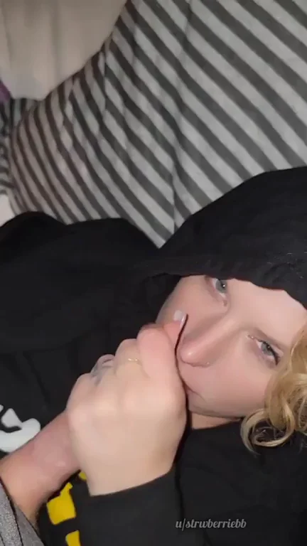The only thing I eat after 7pm is cum ? (oc)