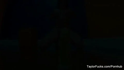Taylor Vixen Dildo Blowjob