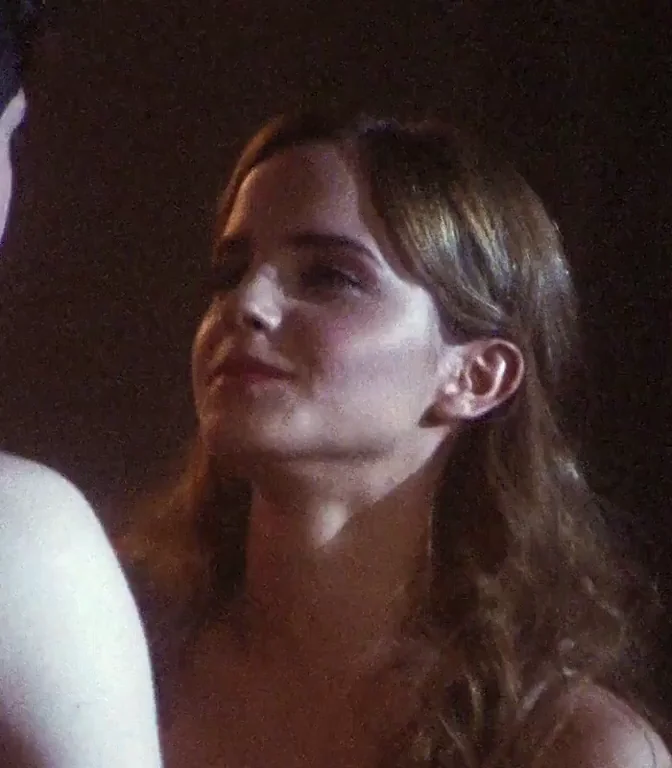 Emma Watson Definitely had the Femdom Vibes in Perks of Being a Wallflower