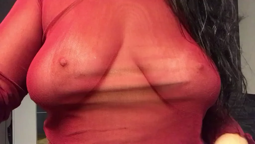 Freezing Tanlines Tease: Warm My Slutty Curves Indoors