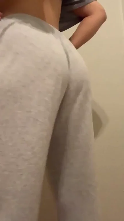 🍑 Asian Babe's Juicy Sweatpants Ass Tease - More Booty Than Boobs! 🔥