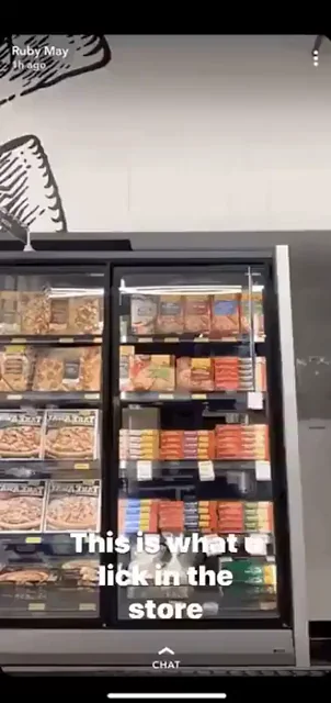 🔥 Ruby May's Slutty Store Pussy Spread in Public 🛒💦