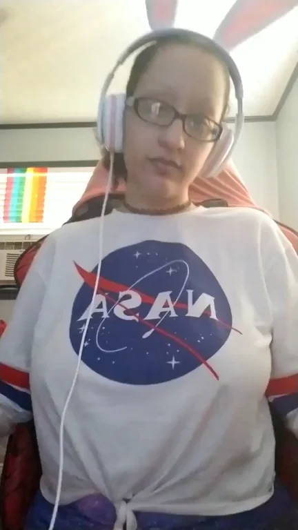 🚀 Busty Bunny Babe Flashes Massive Titties in NASA Cosplay! 👯‍♀️💦