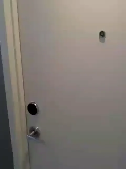 Bull Knocking at Hotwife's Hotel Door 🍆🏨🔥
