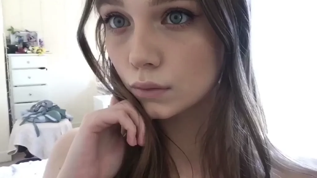 Barely Legal College Slut's Tight Tit Tease Strip Selfie