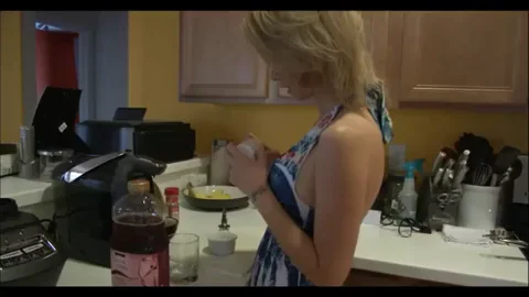 Kitchen Fuck Frenzy: They Can't Quit Banging 🍳🍑💦