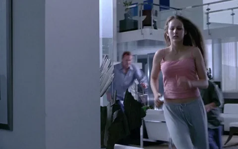 Leelee Sobieski in The Glass House (2001): Poetry in Motion
