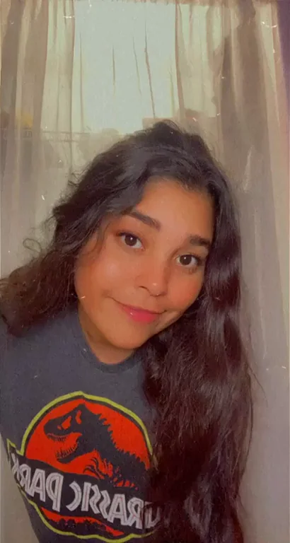 Hi! If you stopped scrolling, you made me smile