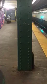 IMG 4552 Hoping to get caught [F] subway