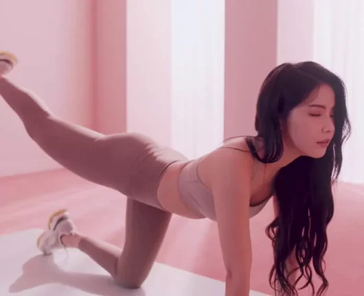 Mamamoo Solar - Tight
