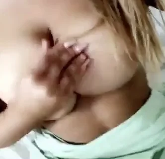 [gif] Would you count this as a tittydrop? What would you do of I did this infront of you? ?