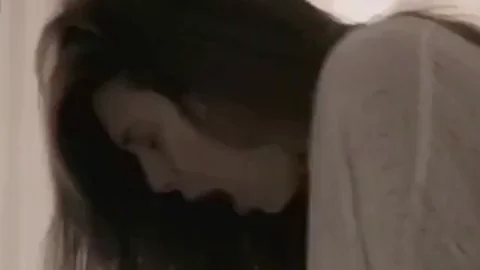 Elizabeth Olsen Riding The Plot - Sorry For Your Loss (2018)