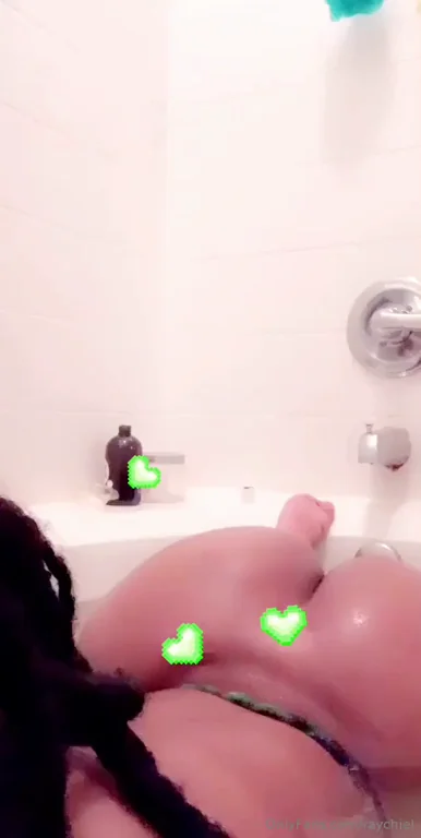 Raychiel Jelly Butt