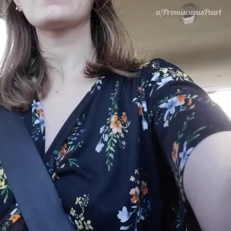 Joyride Tease: Slutty Driver Flashes Perky Tits in Traffic
