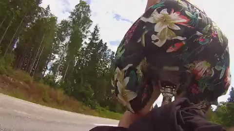 Pantyless Bike Slut Stands Up & Flashes Juicy Pussy Saddle 😈🚲💦