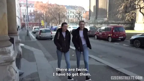 Naive Twins