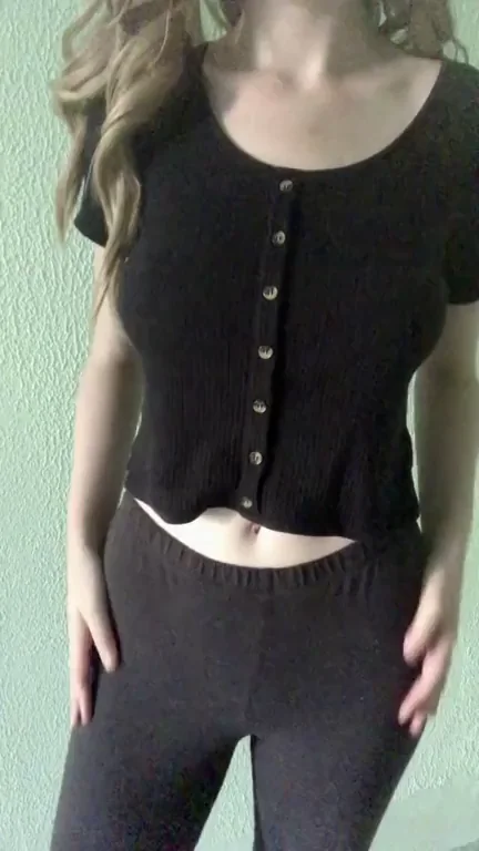 No Panties Under Leggings Twerk Tease with Perky Nipples