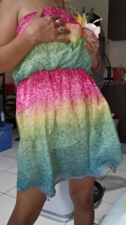 41yo MILF Tease 💦🔥 (F)omantic Pussy Peek