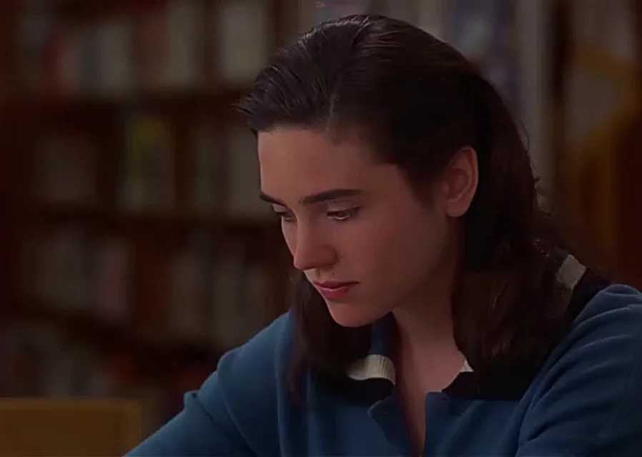 Jennifer Connelly upskirt scene