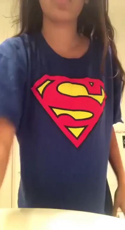 Collarless Slut Flashes Tits & Pussy in Superman Tee 😈🍑