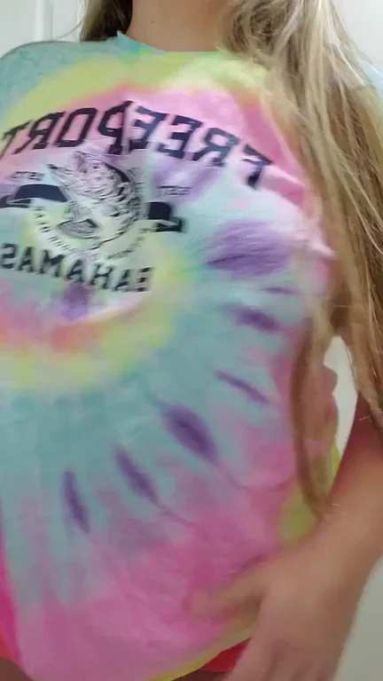 Good Morning? 😏 Massive Tits Bigger Than You Thought! 🍈🍈