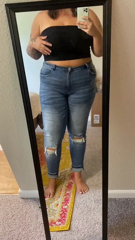 Late Morning Massive Titty Drop 😍💦