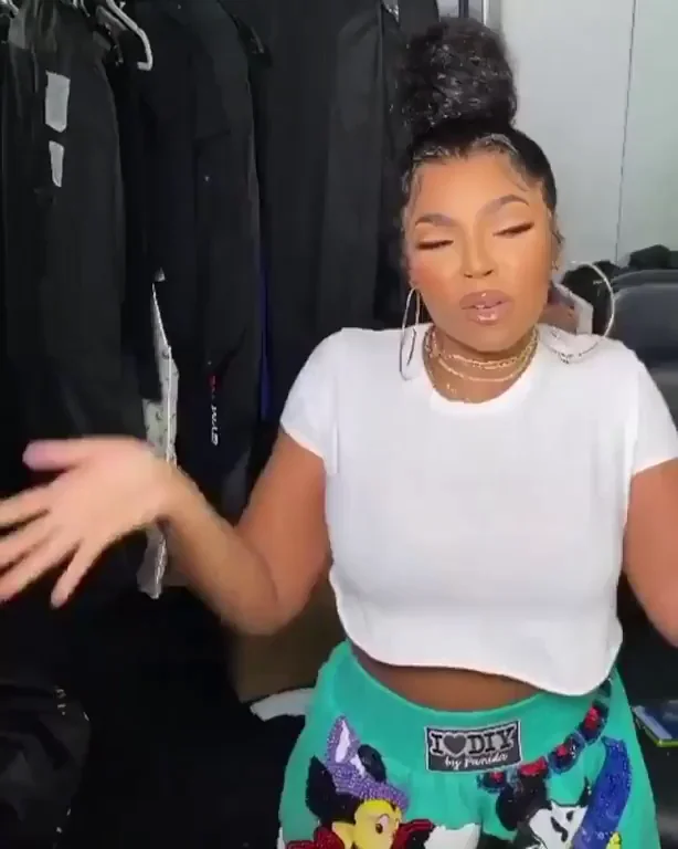 Ashanti's Thick Ebony Curves in Tight Crop Top Tease