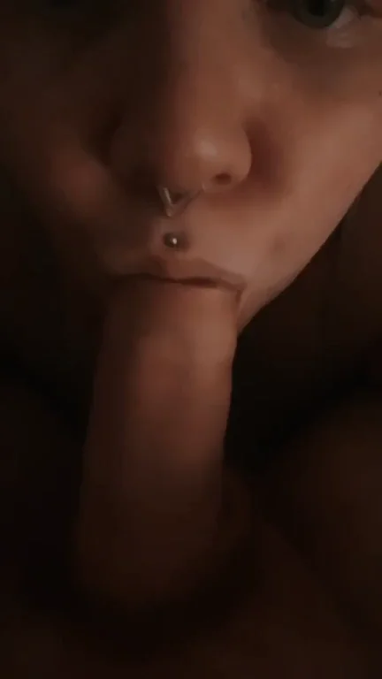 Knowing that I’d be sharing this online made me even hornier whilst sucking this dick ?