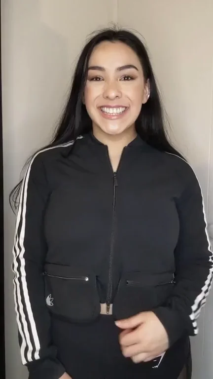 Thick Latina Tease Zipper Down Craving Dick