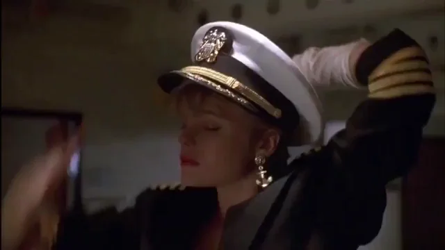 Erika Eleniak-Under Siege