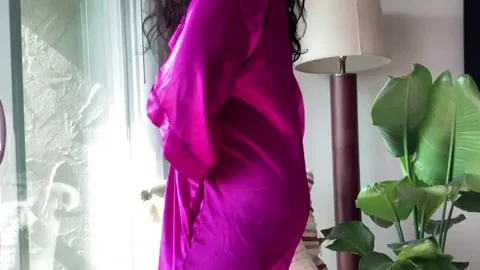 Watch me slowly unveil my ass for you ??