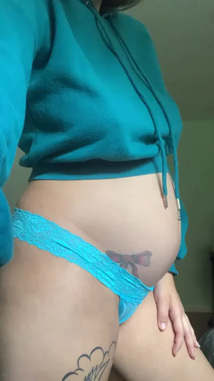 Preggo Babe Teases Her Swollen Belly & Juicy Curves in Teal Lingerie 🔥🤰💦