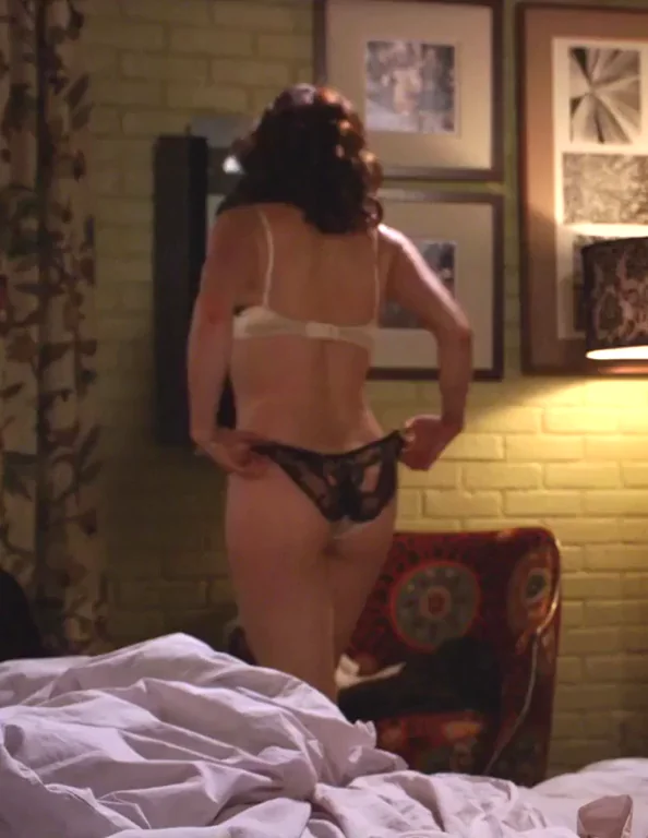 Carla Gugino’s great ass in Californication