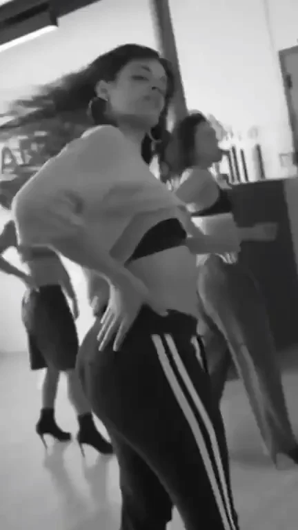 Camila Cabello's Juicy Track Pants Booty Shake 🍑💦