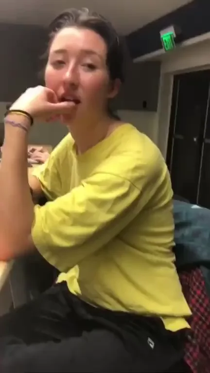 Classroom Tease: Yellow Shirt Slut's Trashy Boner Bait