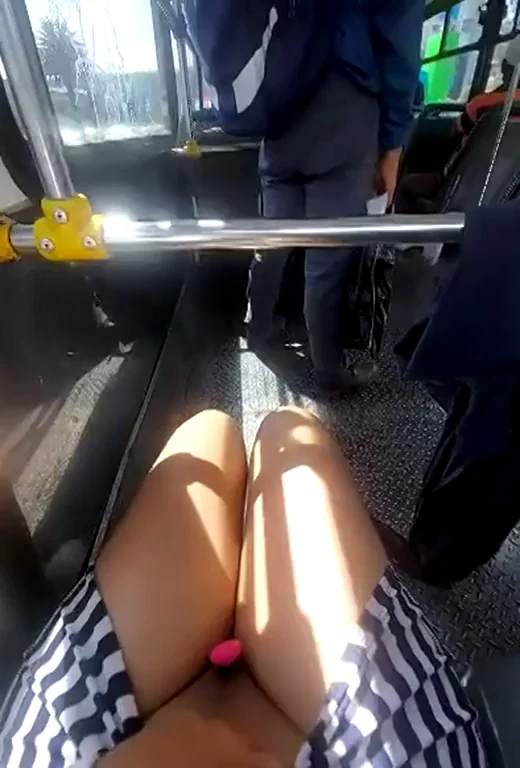 LIVE flash on the bus