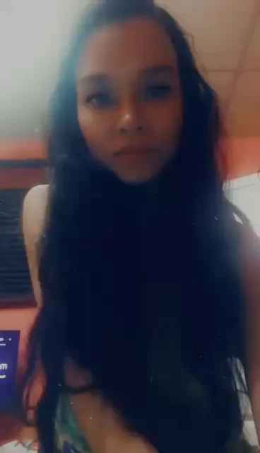 Half-Asian Hottie's Sexy Feet Tease