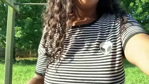 I think I’m in love with outdoor drops.  (oc)