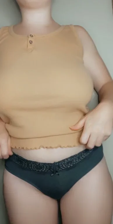 🔥 Epic Titty Drop from Beige Top Tease 💦