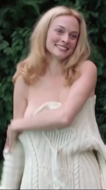 Heather Graham's Steamy Tease and Nude Fuck in Killing Me Softly